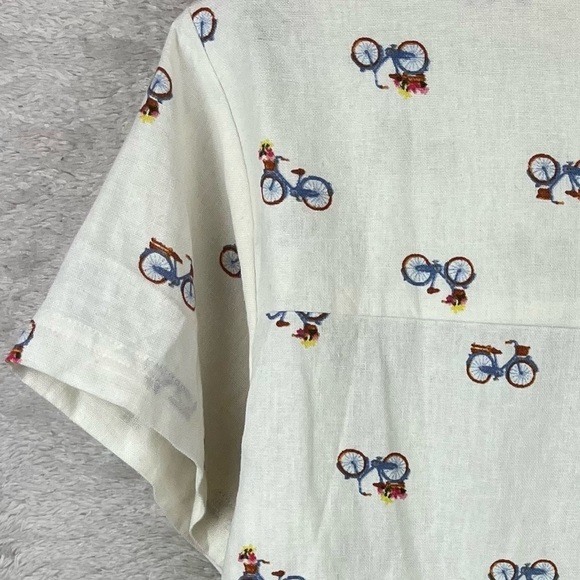 RAE DUNN Bicycle Flowers in Basket Linen Button Up Shirt Medium Novelty Print - Picture 8 of 16